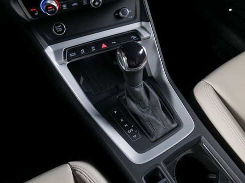 Used 2025 Audi Q3 2.0T Premium Plus w/ Premium Plus Package image 15