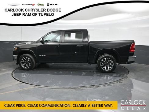 Used 2025 RAM 1500 Laramie AWD/4WD image 9