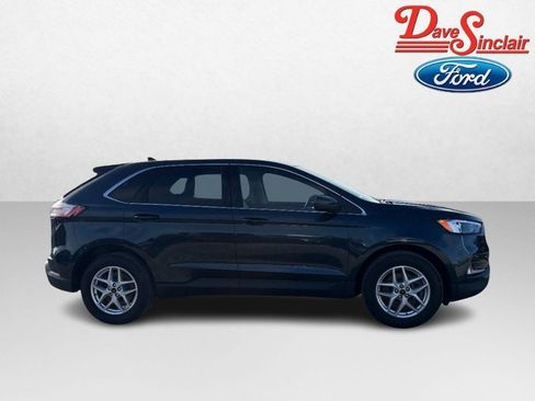 Used 2024 Ford Edge SEL w/ Convenience Package image 5