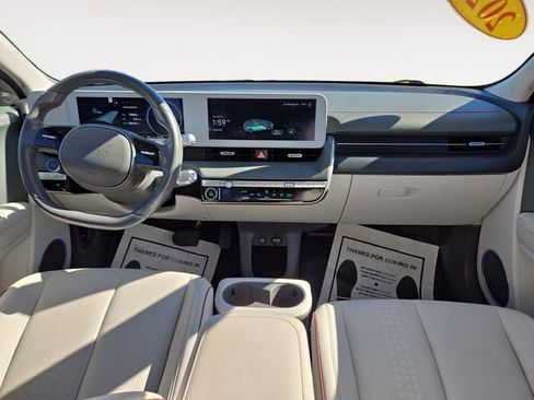 Used 2023 Hyundai Ioniq 5 SEL image 3
