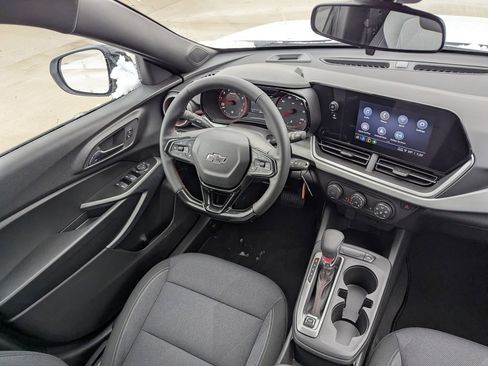 New 2026 Chevrolet Trax RS w/ Driver Confidence Package image 17