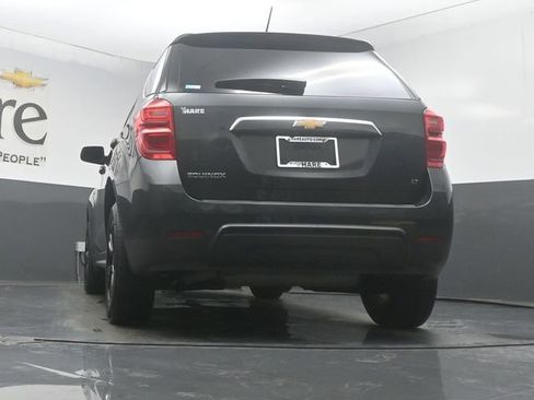 Used 2017 Chevrolet Equinox LT w/ Convenience Package image 54