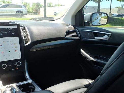 Used 2023 Ford Edge SEL w/ Convenience Package AWD/4WD image 12