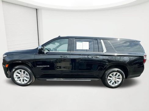 Used 2024 Chevrolet Suburban Premier AWD/4WD image 8