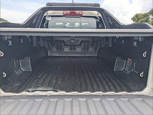 New 2026 Chevrolet Colorado Trail Boss w/ Midnight Edition AWD/4WD image 14