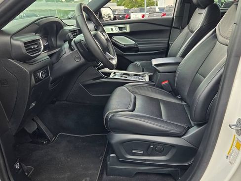 Used 2024 Ford Explorer ST w/ Equipment Group 401A AWD/4WD image 11