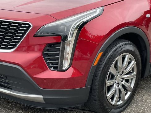 Certified 2022 Cadillac XT4 Premium Luxury w/ Enhanced Visibility Package AWD/4WD image 38