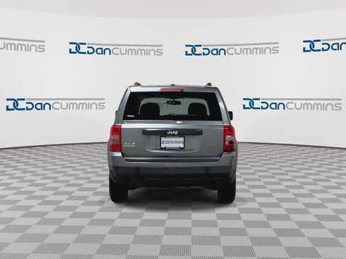 Used 2012 Jeep Patriot Sport AWD/4WD image 7