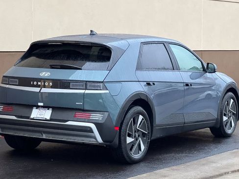 New 2026 Hyundai Ioniq 5 SE image 5