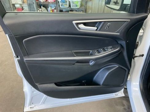 Used 2023 Ford Edge SEL w/ Convenience Package AWD/4WD image 5