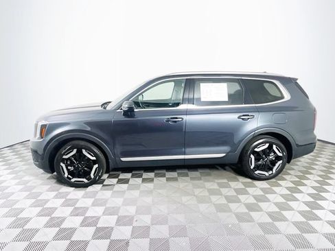 Used 2024 Kia Telluride EX FWD image 5