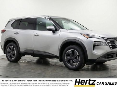 Used 2025 Nissan Rogue SV AWD/4WD image 1