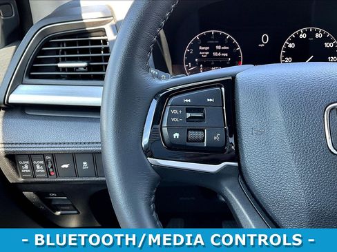 Certified 2025 Honda Odyssey EX-L image 11