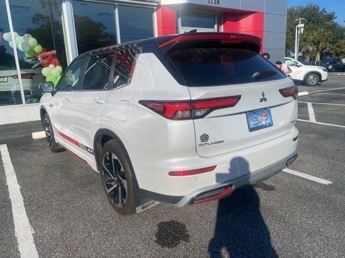 Used 2024 Mitsubishi Outlander Ralliart image 5