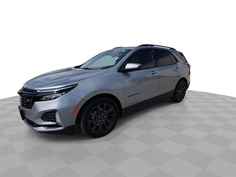 Used 2024 Chevrolet Equinox RS FWD image 4