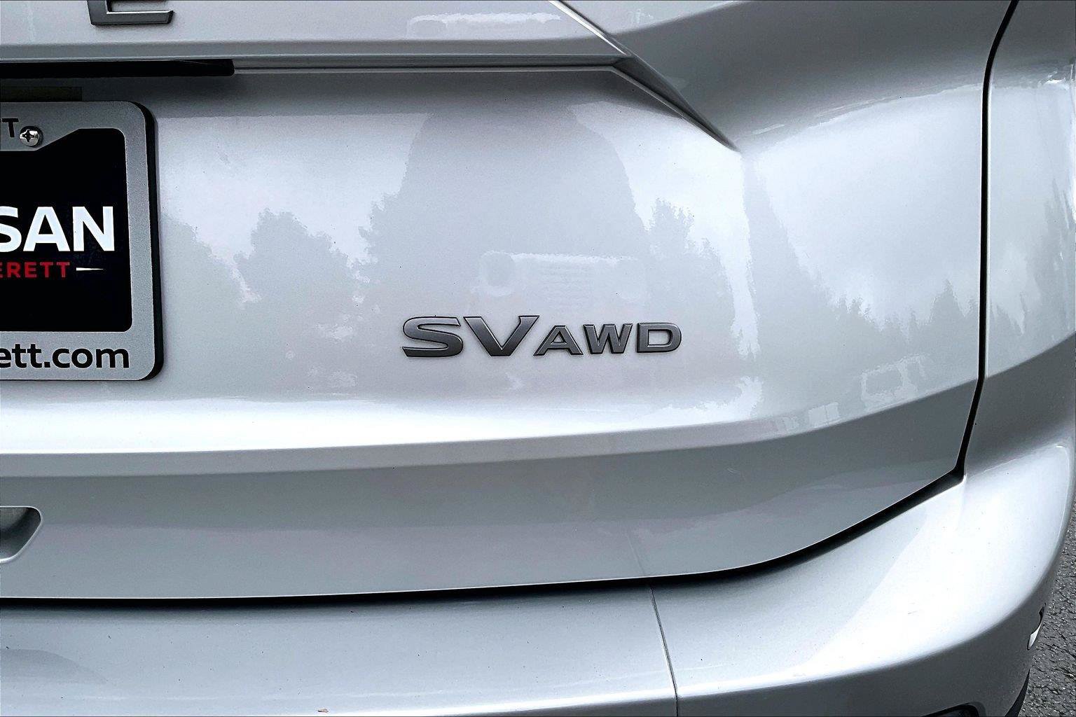 Used 2024 Nissan Rogue SV AWD/4WD image 25