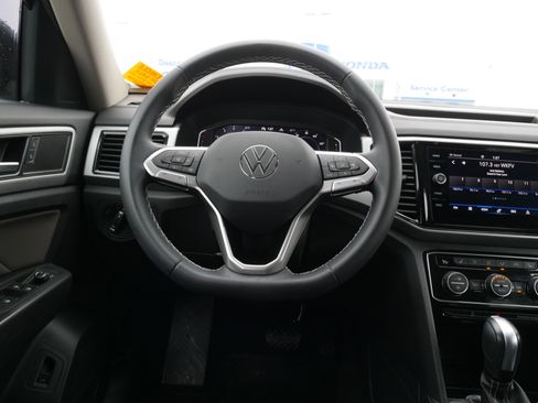 Used 2023 Volkswagen Atlas SE image 22