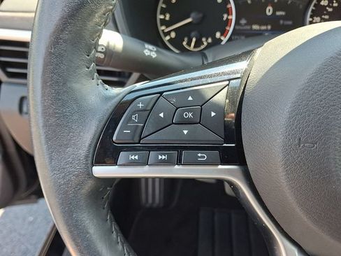 Used 2023 Nissan Altima 2.5 SV w/ SV Premium Package AWD/4WD image 23