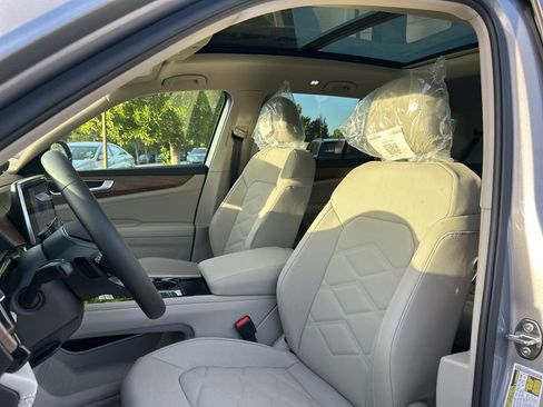New 2026 Volkswagen Atlas SE FWD image 14