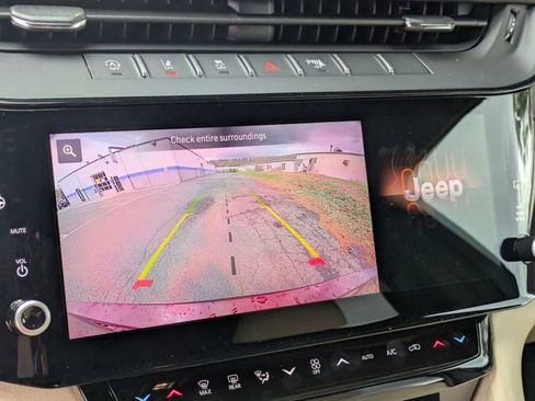 New 2026 Jeep Grand Cherokee L Limited AWD/4WD image 25