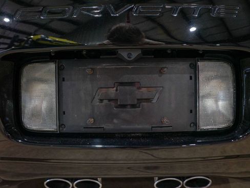 Used 2003 Chevrolet Corvette Convertible w/ Preferred Equipment Group1 RWD image 40