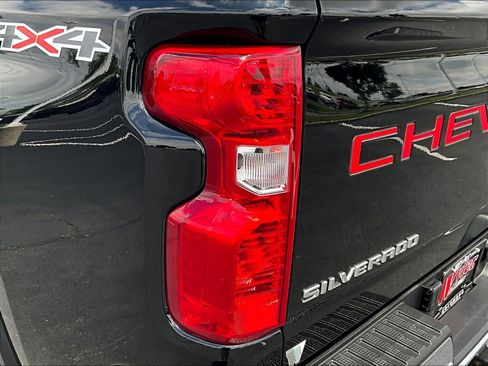 Used 2024 Chevrolet Silverado 3500 LT w/ All Star Edition AWD/4WD image 24