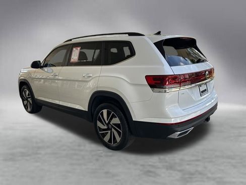 Used 2026 Volkswagen Atlas SE FWD image 4