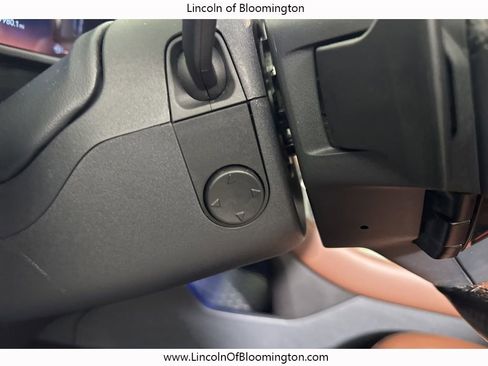 Certified 2025 Lincoln Aviator Reserve w/ Illumination Package image 27