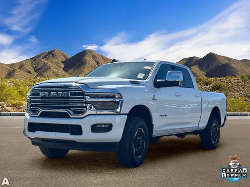 Used 2026 RAM 2500 Laramie AWD/4WD image 2