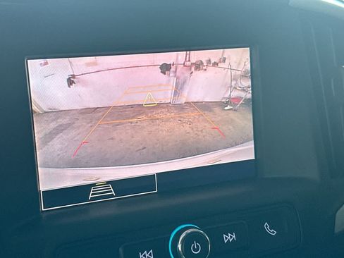 Used 2023 GMC Terrain SLE w/ Driver Convenience Package FWD image 19