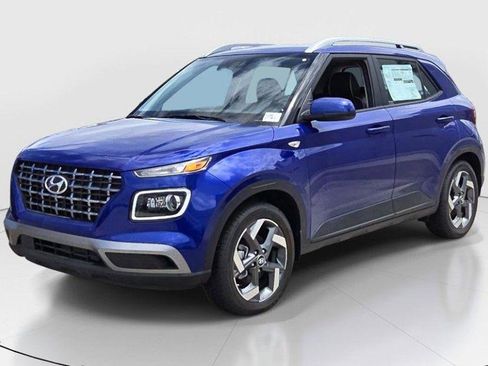 New 2025 Hyundai Venue SEL image 1