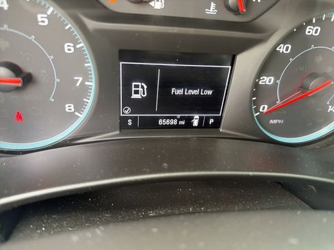 Used 2022 Chevrolet Equinox LS FWD image 16