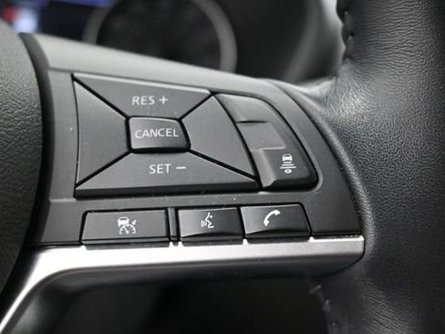 Used 2020 Nissan Sentra SV FWD image 16
