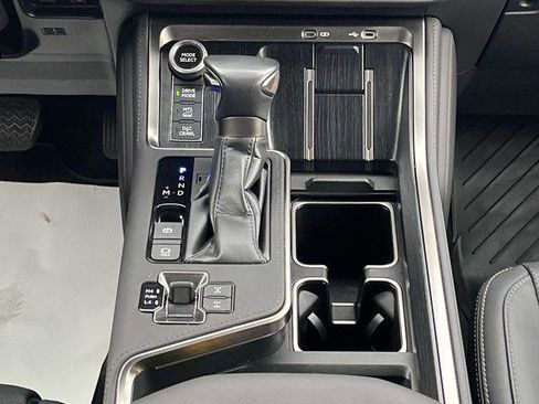 Certified 2024 Lexus GX 550 AWD/4WD image 17