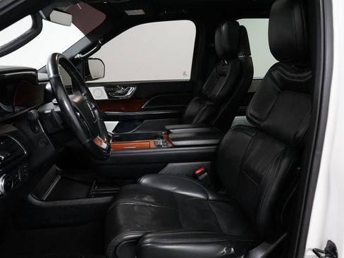 Used 2019 Lincoln Navigator Reserve w/ Cargo Package AWD/4WD image 20