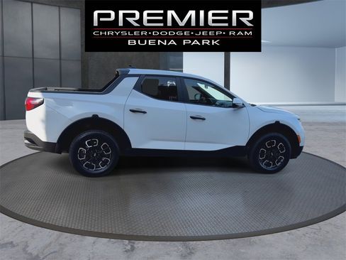 Used 2022 Hyundai Santa Cruz SEL image 8