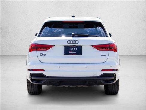 Used 2025 Audi Q3 2.0T Premium w/ Convenience Package AWD/4WD image 6