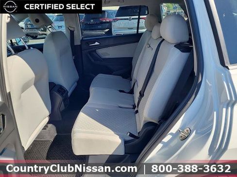Used 2019 Volkswagen Tiguan S w/ 3rd Row Seat Package AWD/4WD image 22