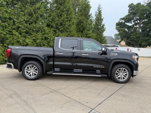 Used 2022 GMC Sierra 1500 SLT w/ SLT Premium Package AWD/4WD image 32