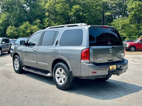 Used 2015 Nissan Armada SV RWD image 5