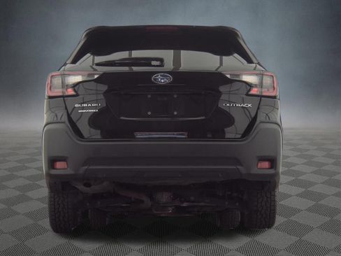 Used 2023 Subaru Outback Premium AWD/4WD image 4