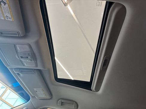 Used 2016 INFINITI QX80 4WD w/ Driver's Assistance Package image 26