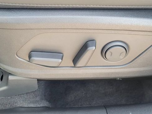 New 2026 Kia Sorento S w/ S Panoramic Sunroof Package FWD image 11