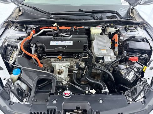 Used 2017 Honda Accord Touring image 29