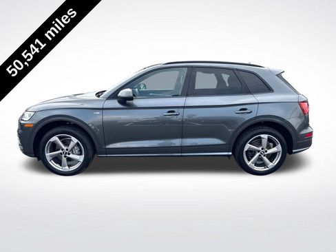 Used 2020 Audi Q5 2.0T Titanium Premium Plus w/ Premium Plus Package AWD/4WD image 2