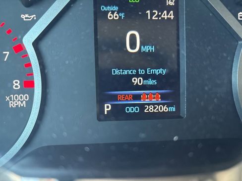 Used 2022 Toyota Tundra SR5 w/ Advanced Technology Package image 19