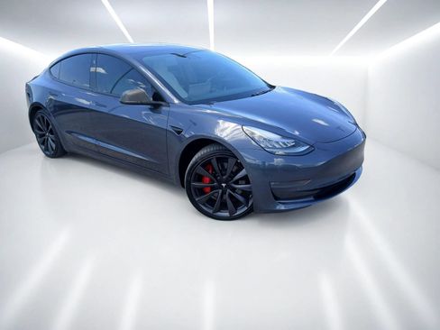 Used 2018 Tesla Model 3 Long Range AWD/4WD image 2