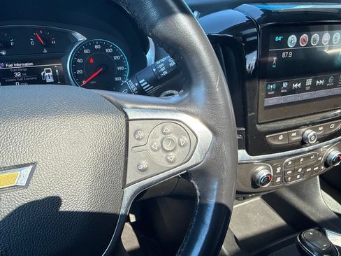 Used 2018 Chevrolet Traverse LT AWD/4WD image 36