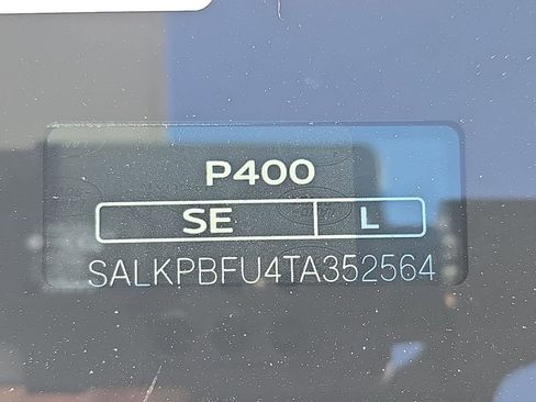 New 2026 Land Rover Range Rover Long Wheelbase SE AWD/4WD image 38