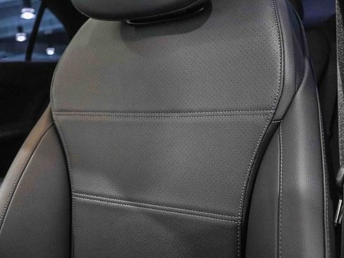 Used 2023 Mercedes-Benz C 300 Sedan image 28